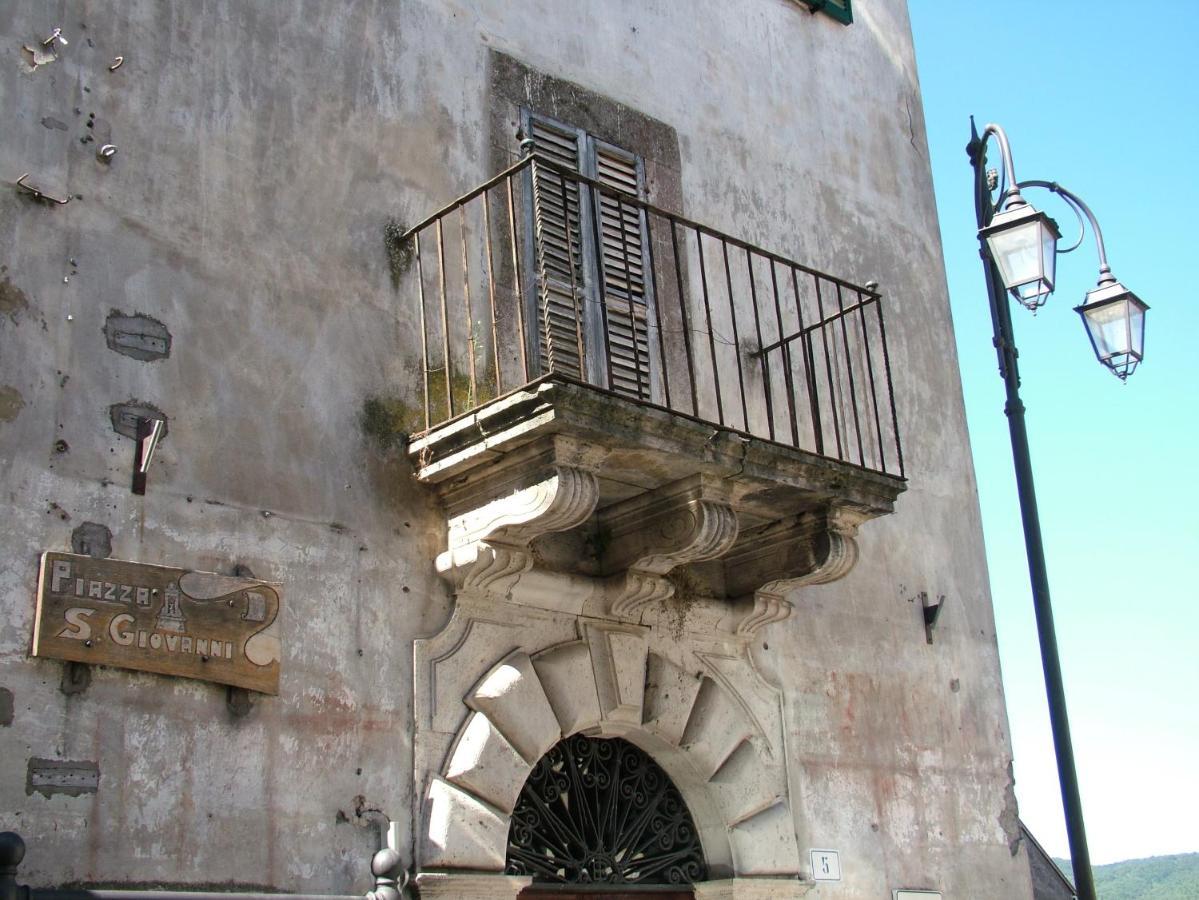 Apartment  Castel di Tora Exterior foto