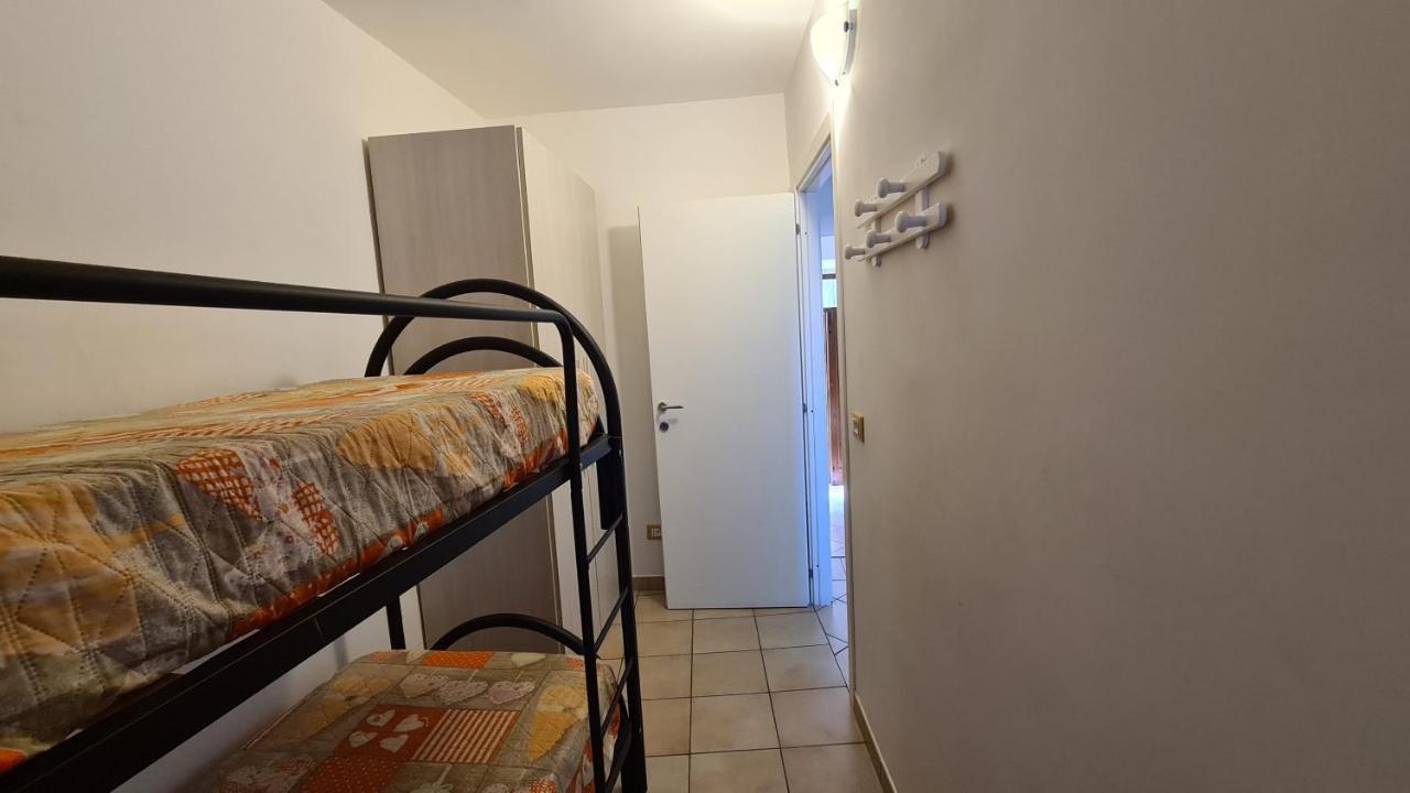 Apartment  Castel di Tora Exterior foto
